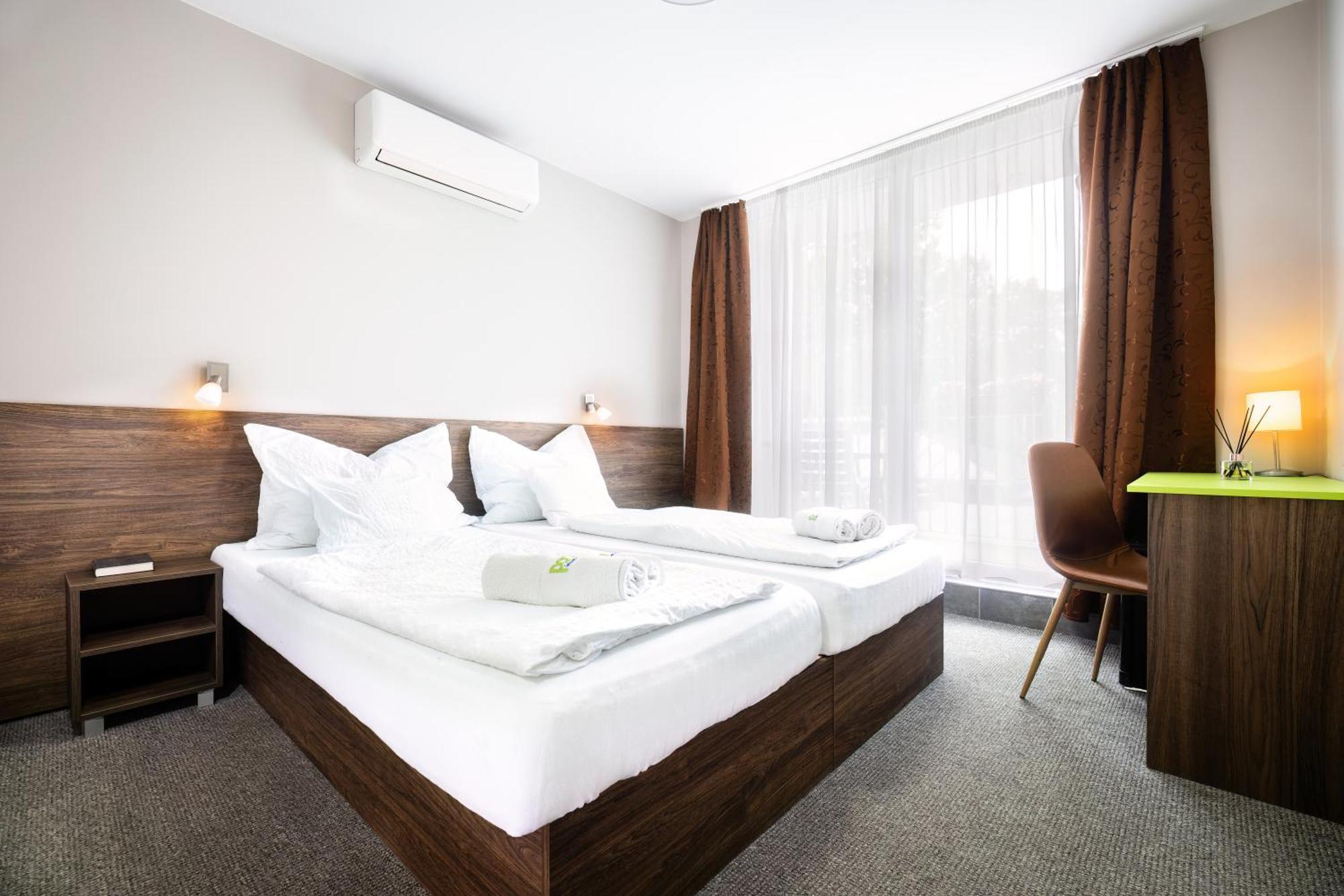 Bed and Breakfast Port Panzio Balatonmáriafürdő Esterno foto
