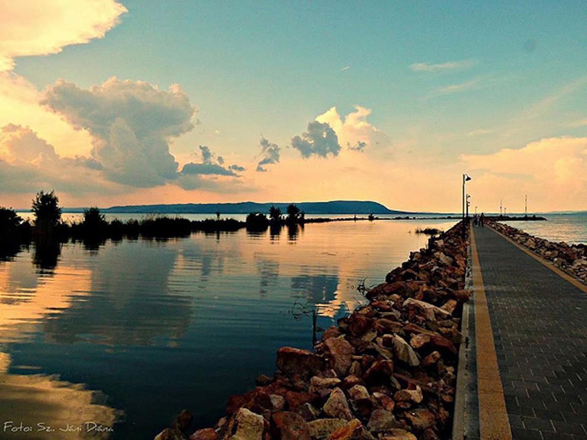 Bed and Breakfast Port Panzio Balatonmáriafürdő Esterno foto