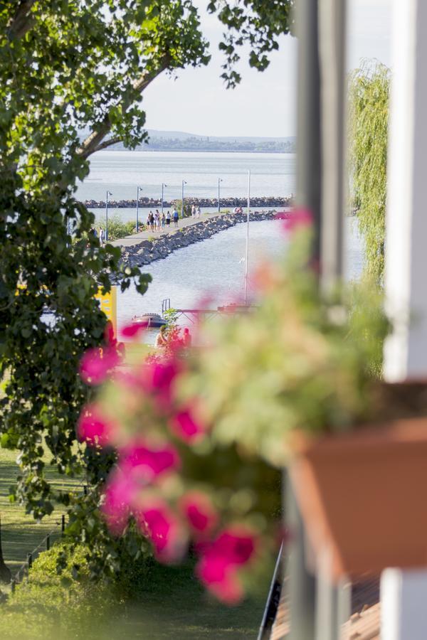 Bed and Breakfast Port Panzio Balatonmáriafürdő Esterno foto